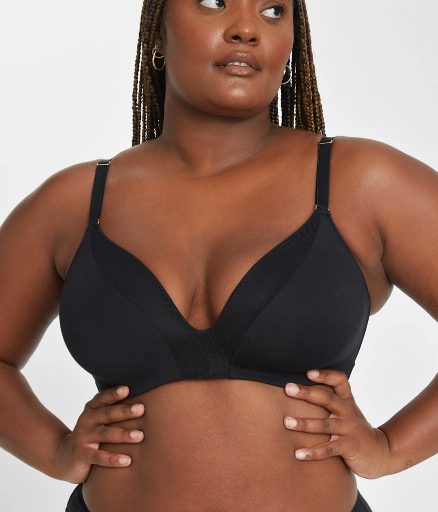 The All-Day Deep V No-Wire: Jet Black 1 The All-Day Deep V No-Wire: Jet Black