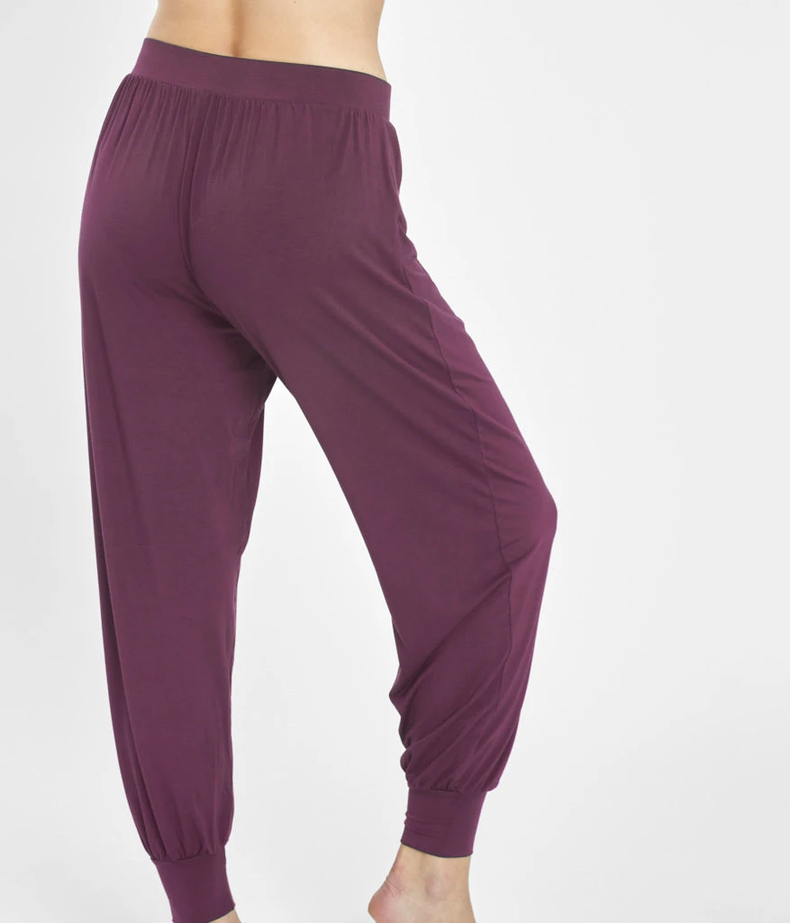 The All-Day Jogger: Plum 2 The All-Day Jogger: Plum - Image 2
