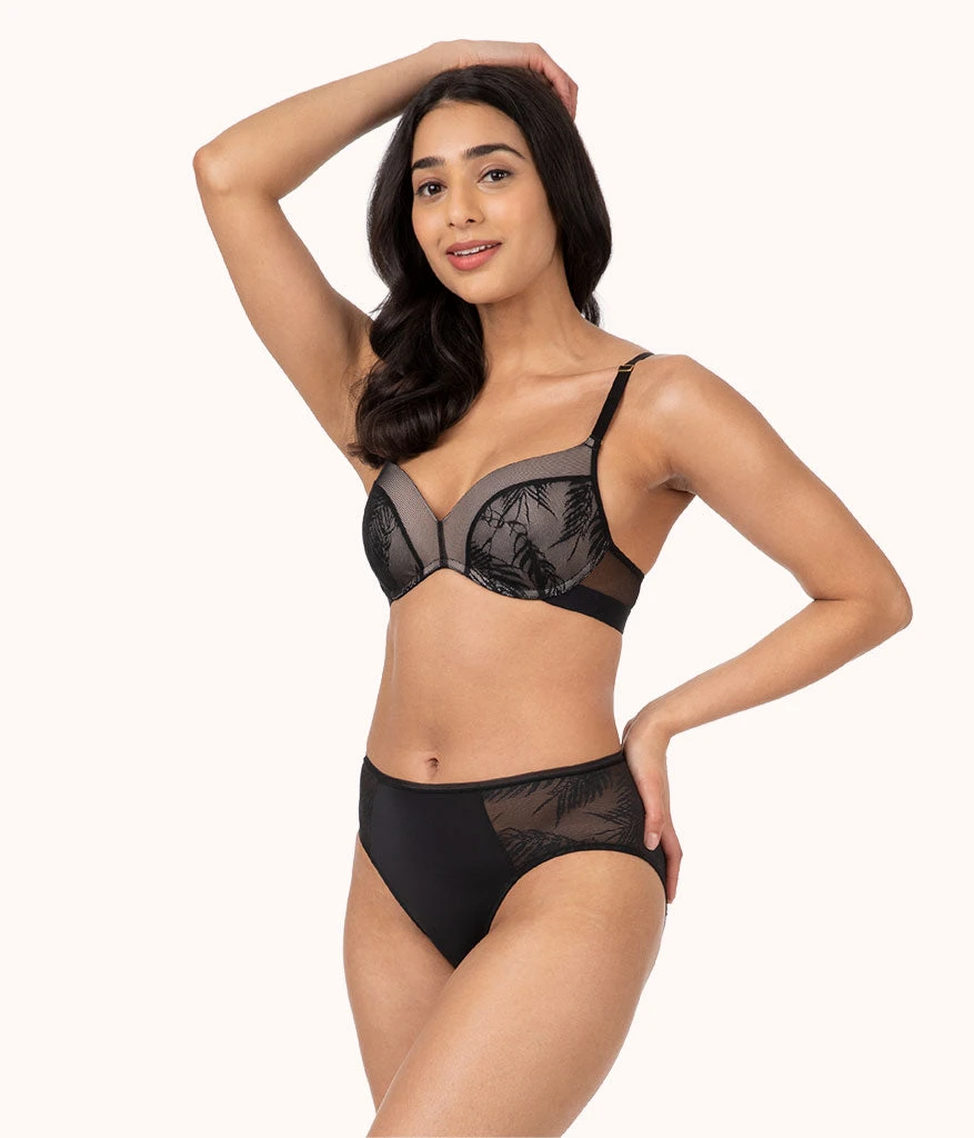 The Smooth Lace No-Wire Push-Up Bra: Jet Black/Soft Pink 2 The Smooth Lace No-Wire Push-Up Bra: Jet Black/Soft Pink - Image 2