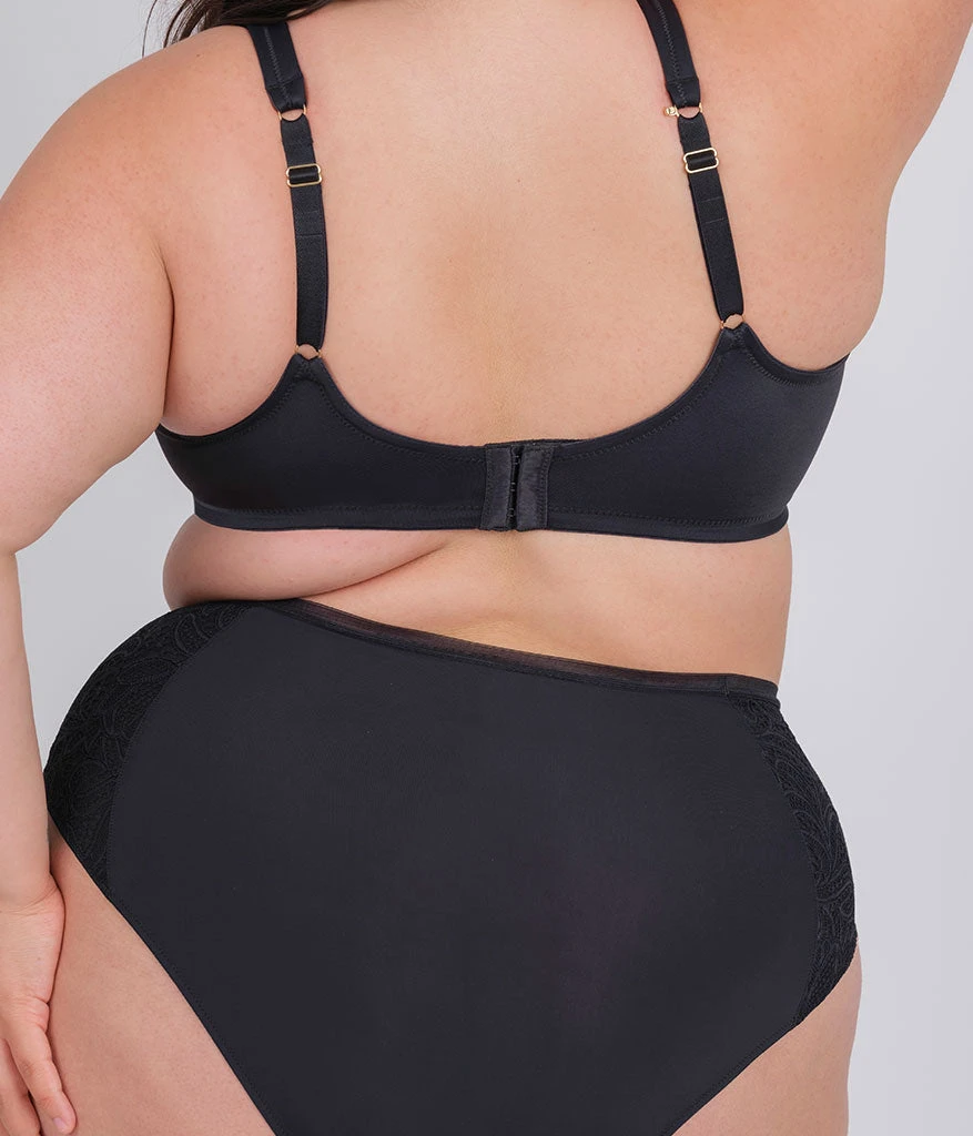 The Minimizer Bra: Jet Black 3 The Minimizer Bra: Jet Black - Image 3